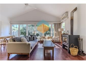 https://www.gallito.com.uy/casa-en-mansa-5-dormitorios-inmuebles-27174418