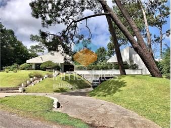 https://www.gallito.com.uy/casa-en-venta-en-lugano-punta-del-este-3-y-inmuebles-27031642