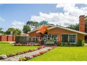 https://www.gallito.com.uy/vende-casa-de-3-dormitorios-en-cantegril-punta-del-este-inmuebles-26427474