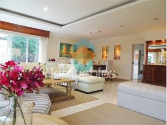 https://www.gallito.com.uy/venta-y-alquiler-anual-casa-4d-y-dep-de-serv-con-inmuebles-26773300