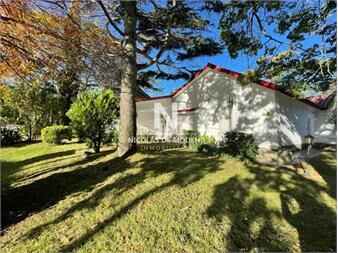 https://www.gallito.com.uy/venta-casa-5-dormitorios-en-zona-mansa-inmuebles-25037243