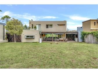 https://www.gallito.com.uy/venta-casa-a-pasos-del-mar-en-san-francisco-inmuebles-27266849