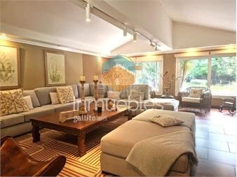 https://www.gallito.com.uy/de-revista-en-el-pinar-inmuebles-26855454