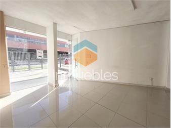 https://www.gallito.com.uy/local-en-malvin-30m2-proximo-plaza-italia-shopping-inmuebles-27272315