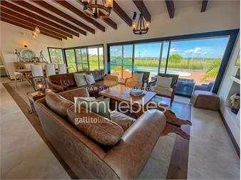 https://www.gallito.com.uy/hermosa-casa-en-laguna-de-los-cisnes-inmuebles-26874809