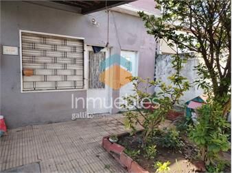 https://www.gallito.com.uy/venta-casa-con-patio-y-cochera-inmuebles-26474539