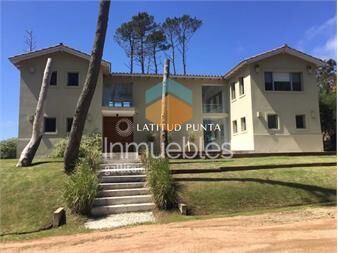 https://www.gallito.com.uy/casa-en-laguna-blanca-manantiales-inmuebles-21078217