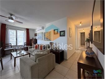 https://www.gallito.com.uy/en-venta-apartamento-2-dormitorios-con-servicios-inmuebles-26864947