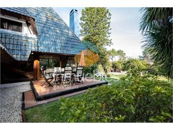 https://www.gallito.com.uy/casa-en-playa-mansa-inmuebles-27287770