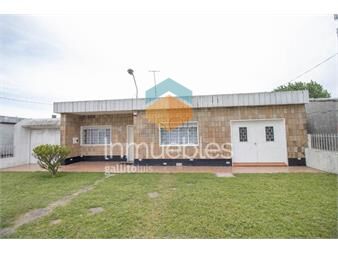 https://www.gallito.com.uy/casa-tres-dormitorios-casavalle-mas-apartamento-inmuebles-26007984