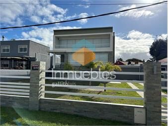 https://www.gallito.com.uy/casa-lagomar-estrenar-frente-al-mar-3-plantas-4-dor-piscina-inmuebles-24101638