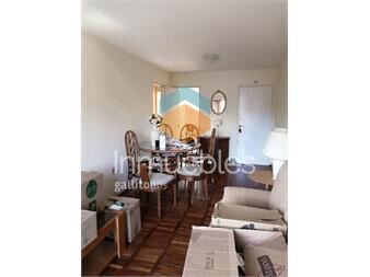 https://www.gallito.com.uy/apartamento-en-pocitos-2-dormitorios-al-frente-con-balcon-inmuebles-27300141