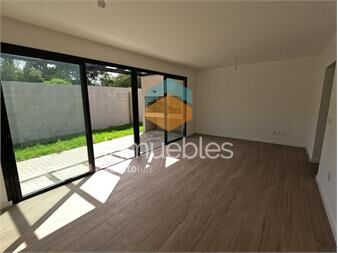 https://www.gallito.com.uy/venta-casa-tres-dormitorios-dos-baños-patio-parrillero-inmuebles-27306205