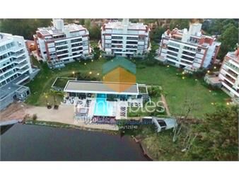 https://www.gallito.com.uy/apartamento-de-2-dormitorios-en-venta-en-carrasco-inmuebles-26251314