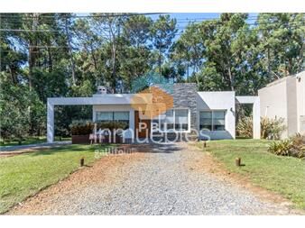 https://www.gallito.com.uy/casa-en-venta-en-solanas-country-punta-ballena-inmuebles-27050314