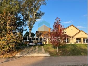 https://www.gallito.com.uy/venta-de-casa-en-cumbres-de-carrasco-inmuebles-27307005
