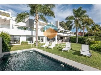 https://www.gallito.com.uy/bahia-de-la-ballena-el-mas-grande-inmuebles-27296511