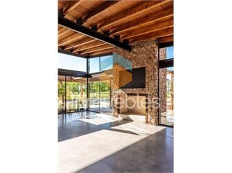 https://www.gallito.com.uy/espectacular-terreno-de-816-m2-en-cava-de-la-tahona-permu-inmuebles-27008872