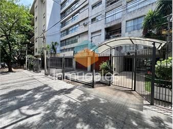 https://www.gallito.com.uy/venta-de-apartamento-3-dormitorios-servicio-y-garaje-en-poc-inmuebles-27033012