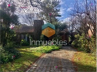 https://www.gallito.com.uy/venta-casa-de-3-dormitorios-barrio-pinares-inmuebles-27091583