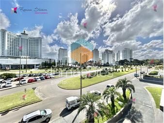 https://www.gallito.com.uy/venta-apartamento-3-dormitoros-playa-mansa-inmuebles-27143573