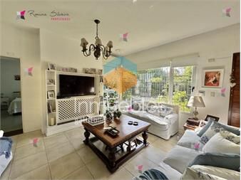 https://www.gallito.com.uy/casa-de-4-dormitorios-con-piscina-y-parrillero-inmuebles-26928637