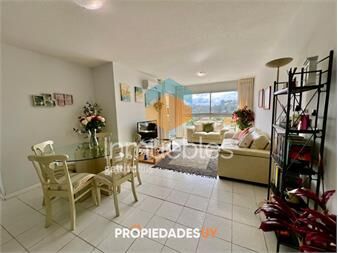 https://www.gallito.com.uy/apto-en-venta-de-2-dormitorios-2-baños-1-en-8-inmuebles-26637160