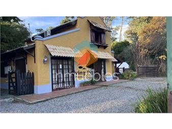 https://www.gallito.com.uy/casa-en-venta-a-300-metros-del-mar-con-opciã³n-de-inmuebles-27261268