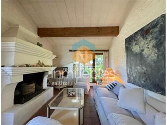 https://www.gallito.com.uy/vende-casa-de-3-dormitorios-en-la-barra-con-inmuebles-27150834