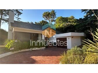 https://www.gallito.com.uy/casa-en-lugano-punta-del-este-de-4-dormitorios-inmuebles-27144205