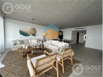 https://www.gallito.com.uy/venta-de-penthouse-de-4-dormitorios-en-manantiales-inmuebles-27336809