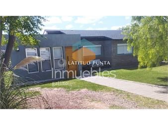 https://www.gallito.com.uy/casa-4-dormitorios-en-barrio-privado-mercedes-inmuebles-25895478