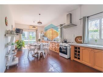 https://www.gallito.com.uy/casa-3-dorm-patio-con-piscina-cocheras-y-galpon-inmuebles-27337377