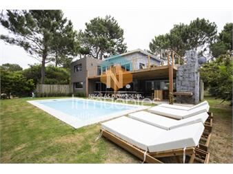 https://www.gallito.com.uy/casa-en-venta-en-pinar-del-faro-josã©-ignacio-de-4-dormit-inmuebles-26287487