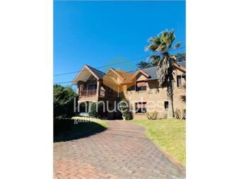 https://www.gallito.com.uy/casa-hermosa-7-dorm-y-8-baños-a-mtrs-de-la-playa-garaje-inmuebles-26386912