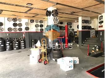 https://www.gallito.com.uy/local-la-comercial-venta-hocquart-local-comercial-deposito-inmuebles-22044673