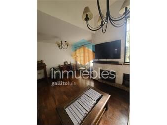 https://www.gallito.com.uy/hermosa-casa-con-jardin-al-frente-y-patio-con-parrillero-inmuebles-27245424