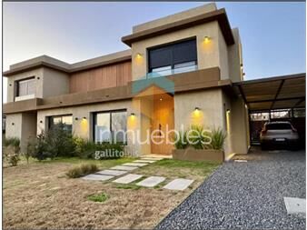 https://www.gallito.com.uy/venta-casa-en-la-tahona-tres-dormitorios-inmuebles-25967738