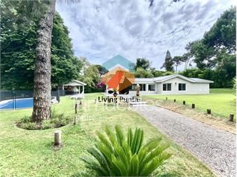 https://www.gallito.com.uy/casa-en-alquiler-temporario-playa-mansa-4-dormitorios-inmuebles-27352274