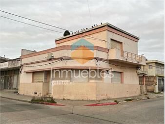 https://www.gallito.com.uy/venta-gran-casa-en-centro-con-excelente-renta-inmuebles-27352441
