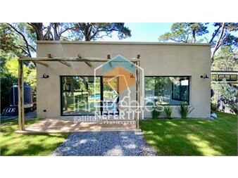 https://www.gallito.com.uy/venta-casa-3-dormitorios-piscina-a-estrenar-en-inmuebles-27067821