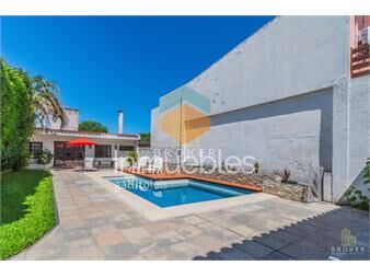 https://www.gallito.com.uy/alquiler-casa-3-dormitorios-mas-servicio-y-piscina-en-punta-inmuebles-27074264