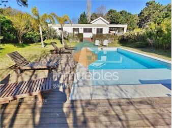 https://www.gallito.com.uy/casa-en-playa-brava-inmuebles-25373500