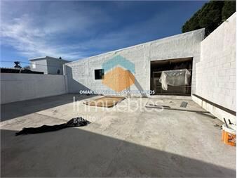 https://www.gallito.com.uy/alquiler-local-galpon-mas-casa-en-malvin-inmuebles-27317053