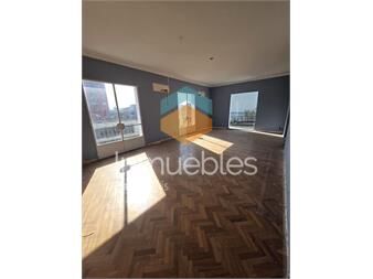 https://www.gallito.com.uy/oportunidad-local-en-av-italia-con-entrada-camiones-inmuebles-27369398