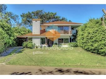 https://www.gallito.com.uy/casa-en-venta-4-dormitorios-brava-inmuebles-27374006