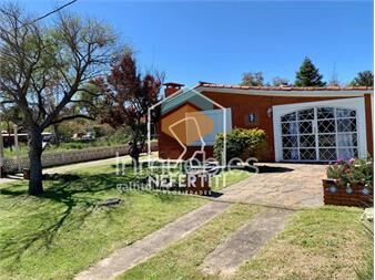 https://www.gallito.com.uy/hermosa-casa-cerca-del-mar-en-araminda-inmuebles-27374524