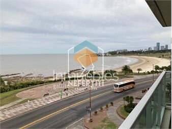https://www.gallito.com.uy/importante-apartamento-en-rambla-de-malvin-inmuebles-27374529