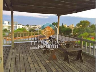 https://www.gallito.com.uy/casa-en-manantiales-a-2-cuadras-del-mar-inmuebles-27374547