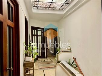 https://www.gallito.com.uy/venta-casa-de-altos-3-dormitorios-y-patio-cordon-inmuebles-27375090